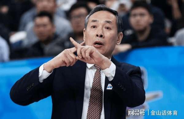 彩票-4战3负！60岁老帅又遇大麻烦，接下来5个对手，有4个是“硬茬子”